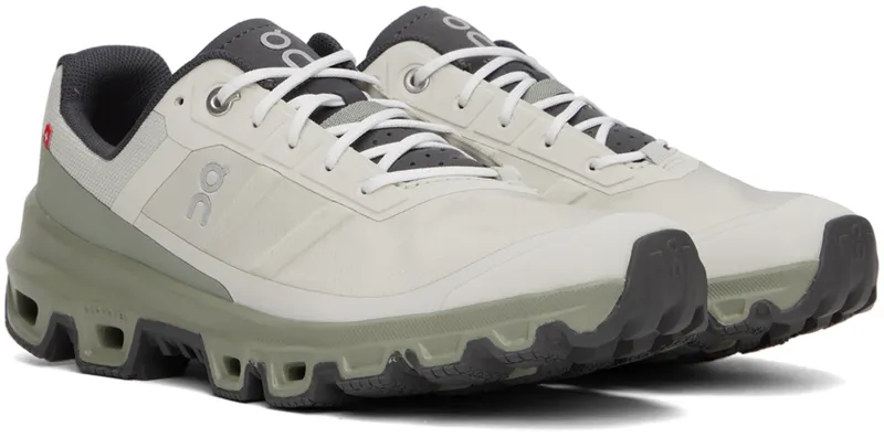 On Off-White Cloudventure (32.98569)