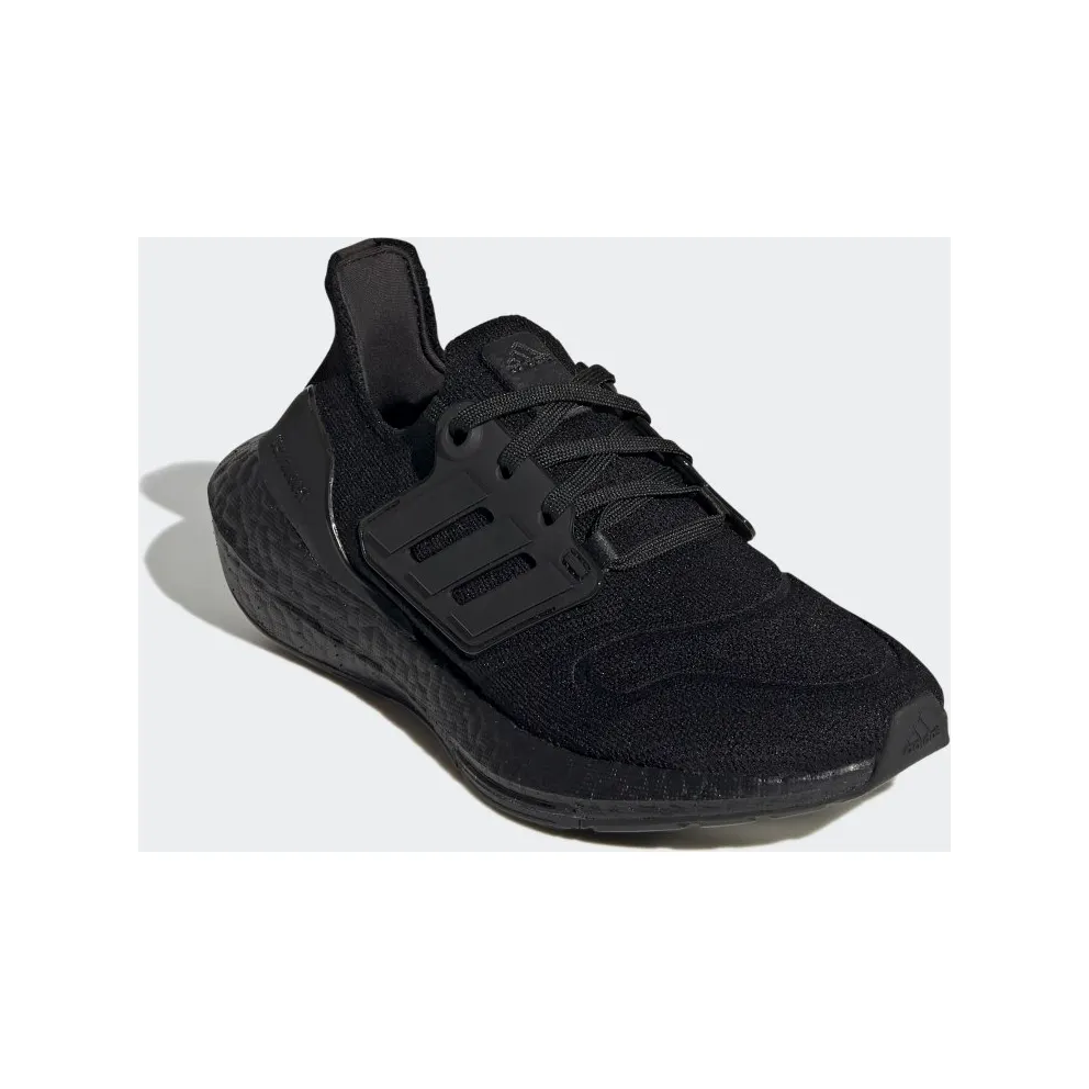 adidas Ultraboost 22 Core Black / Core Black / Core Black (GZ3996)