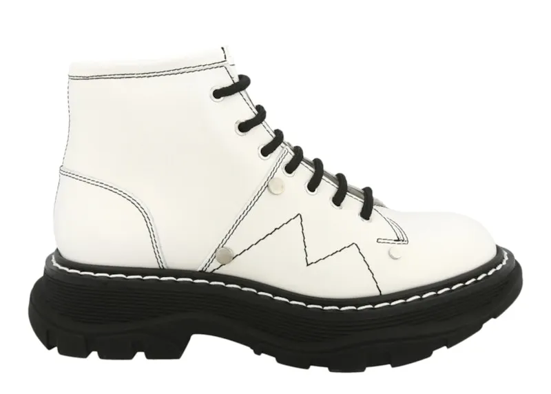 Alexander McQueen Tread Slick Lace Up Boot Ivory Black (595469WHZ819089)