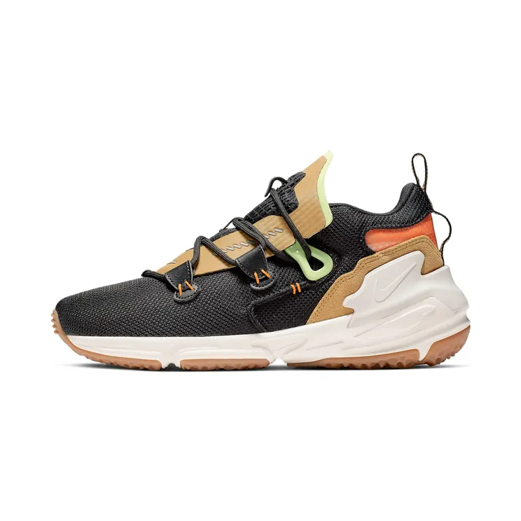 Nike Zoom Moc “Black / Club Gold / Bright Ceramic / Phantom” (AT8695-001)