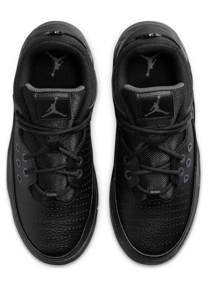 air-jordan-max-aura DZ4352-001