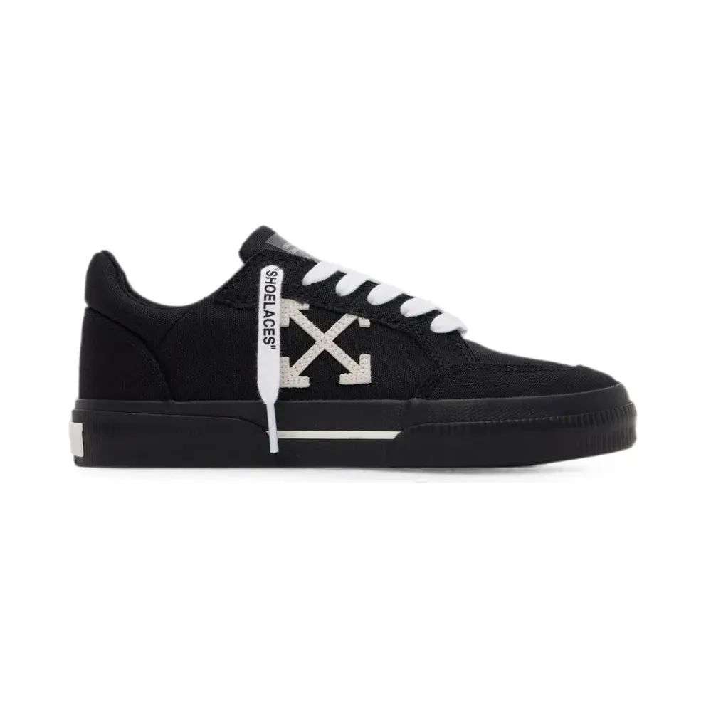 Off-White Vulcanized low-top – Black (OWIA288C99FAB0031001)