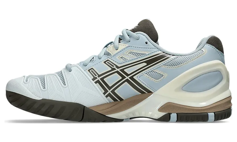 Asics Gel-Resolution 5 “Storm Cloud Sepia Brown”: storm op straat (4)
