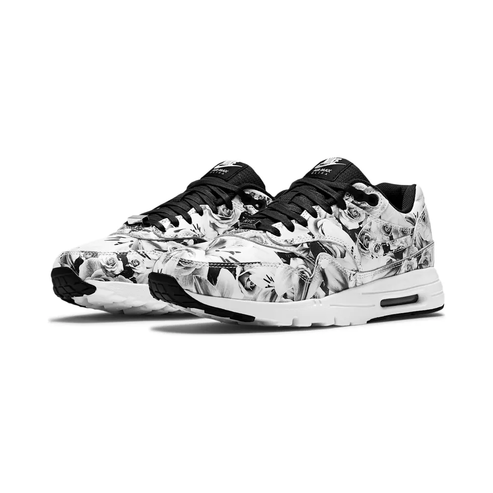 Nike Air Max 1 New York City Collection (W) Black/Summit White-Black-Black (747105-001)
