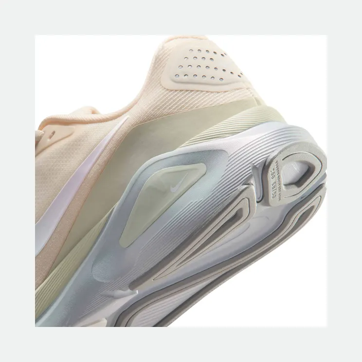 nike-structure-26 IO9917-100