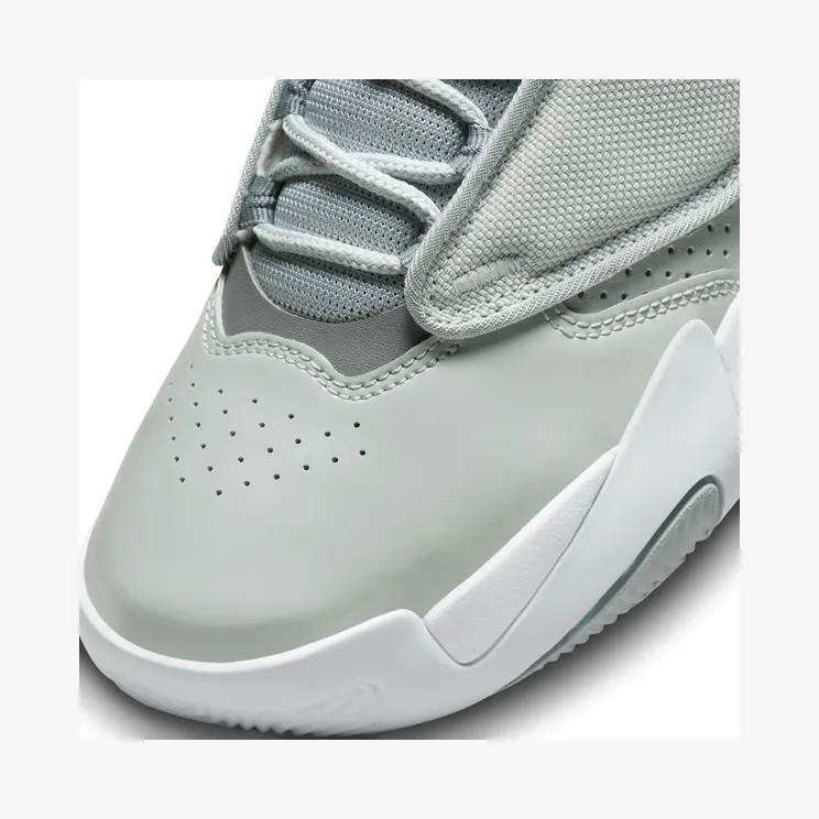 air-jordan-max-aura DQ8404-005