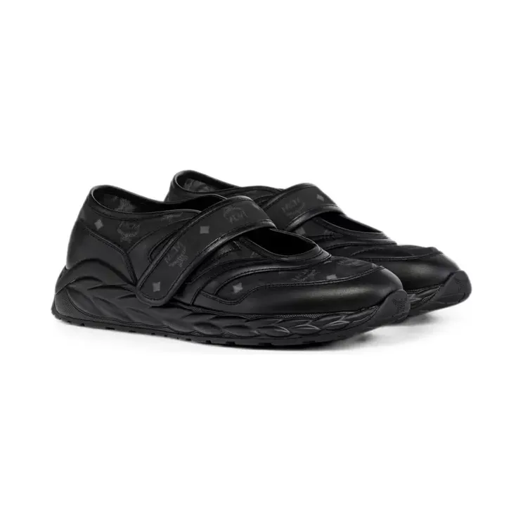 Mcm Sneakerinas mit Klettverschluss “Black” (MESGSAH02BK037)