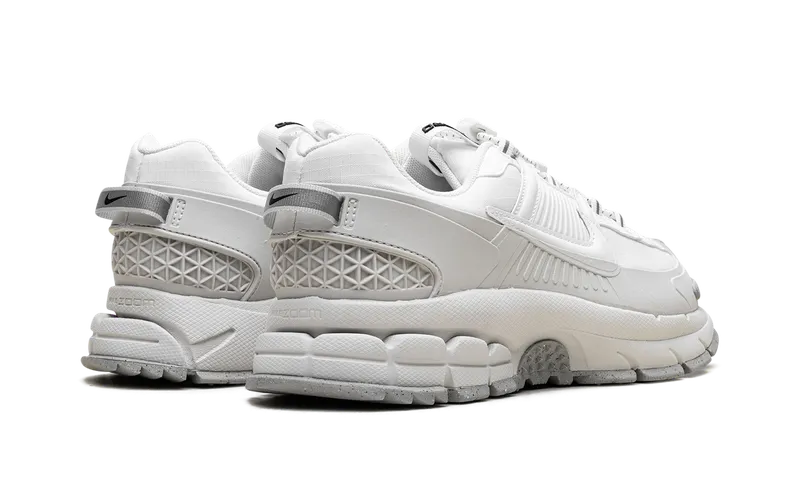 Nike Zoom Vomero Roam “Summit White” (HV6410-100)