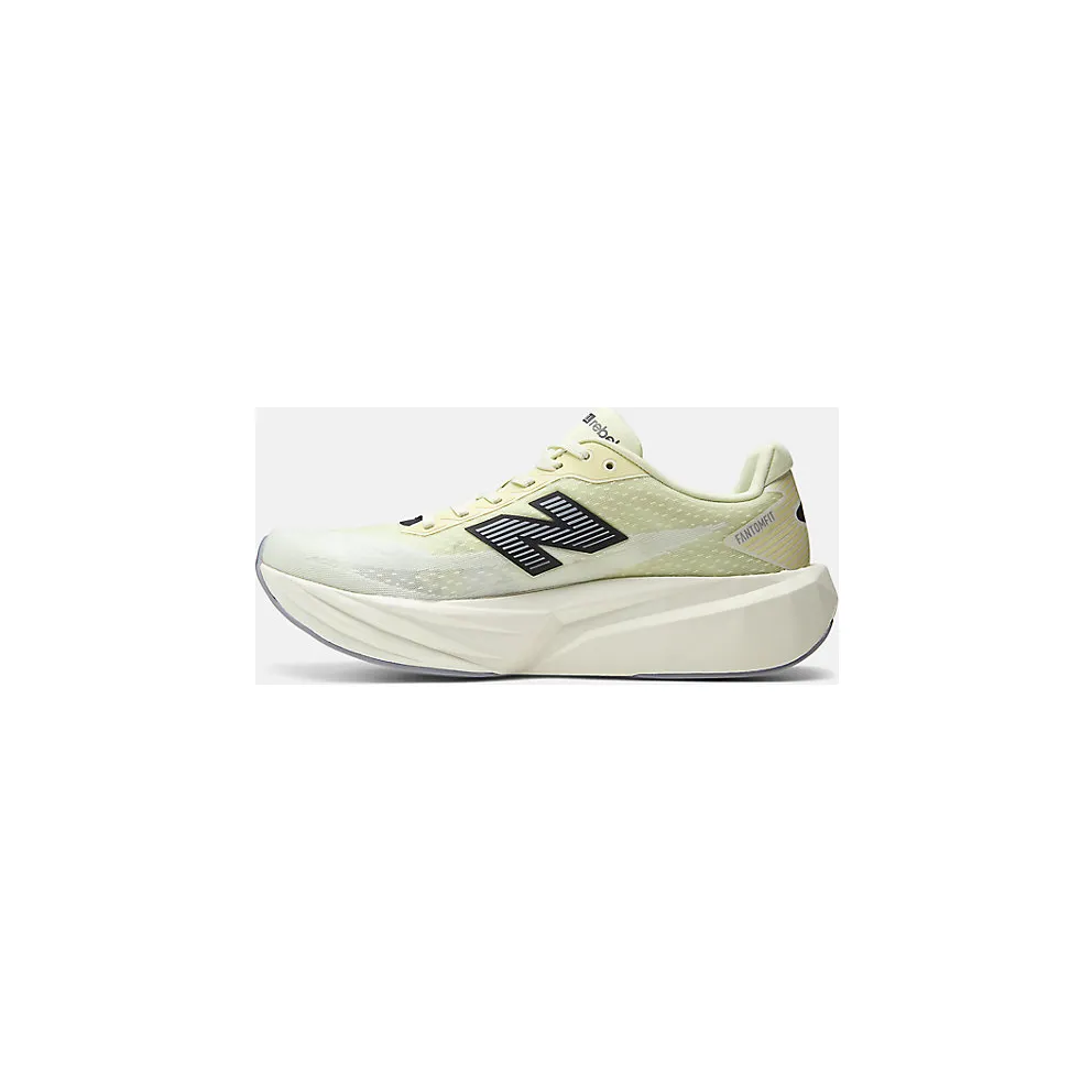 NEW BALANCE FuelCell Rebel v5 “PISTACHIO BUTTER / DIGITAL MIST” (MFCX8QY)