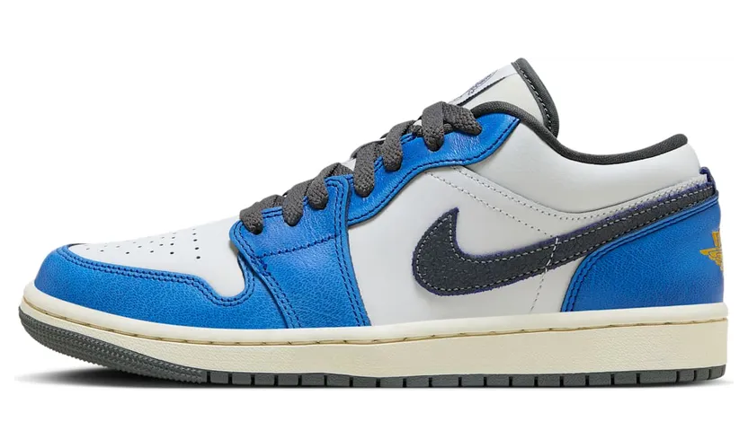 Jordan 1 Low SE Flight Vintage (FV8439-104)