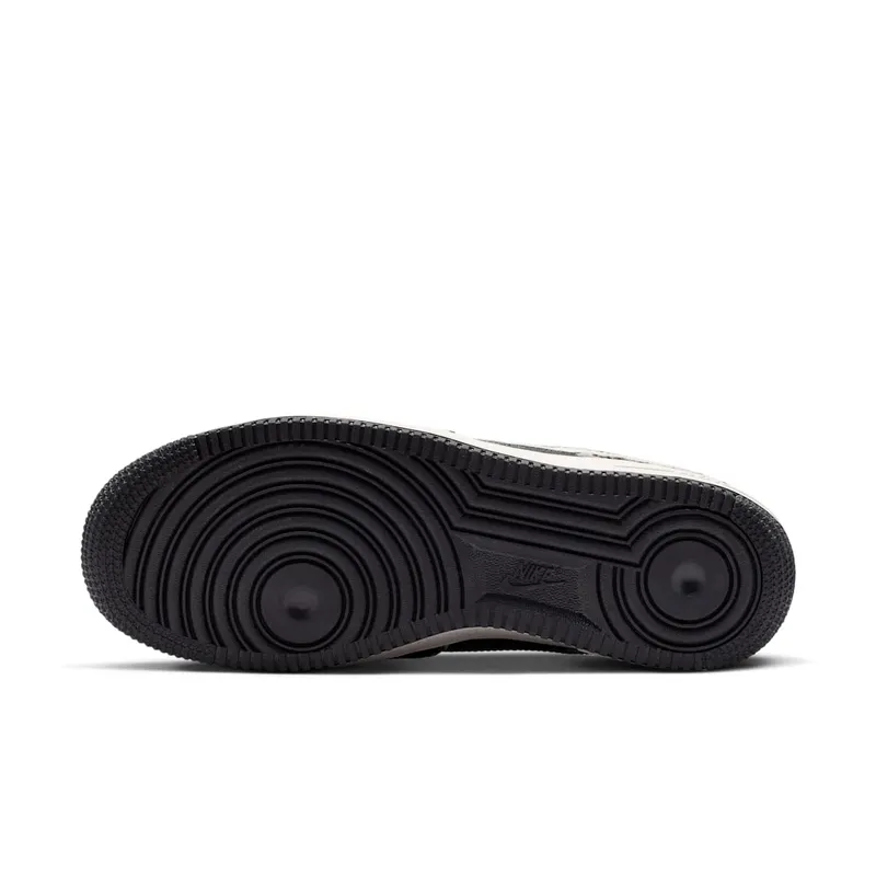 Nike Air Force 1 Low “Cow Print Black” (IO0442-001)