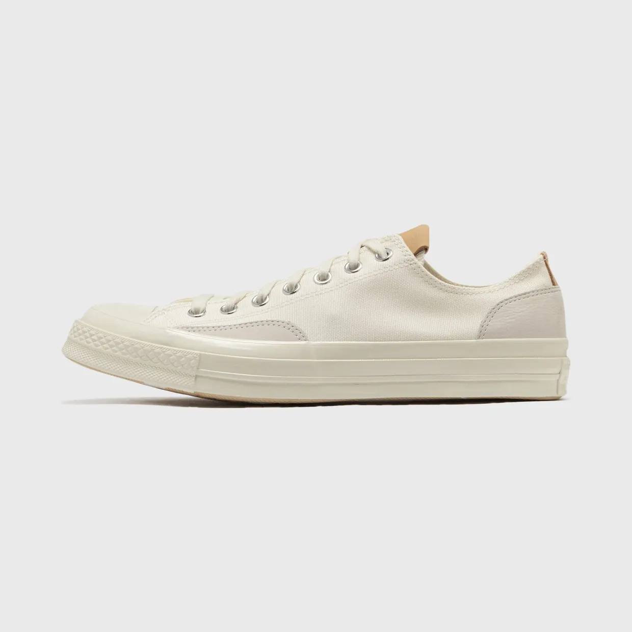 converse-chuck-taylor-all-star A15993C