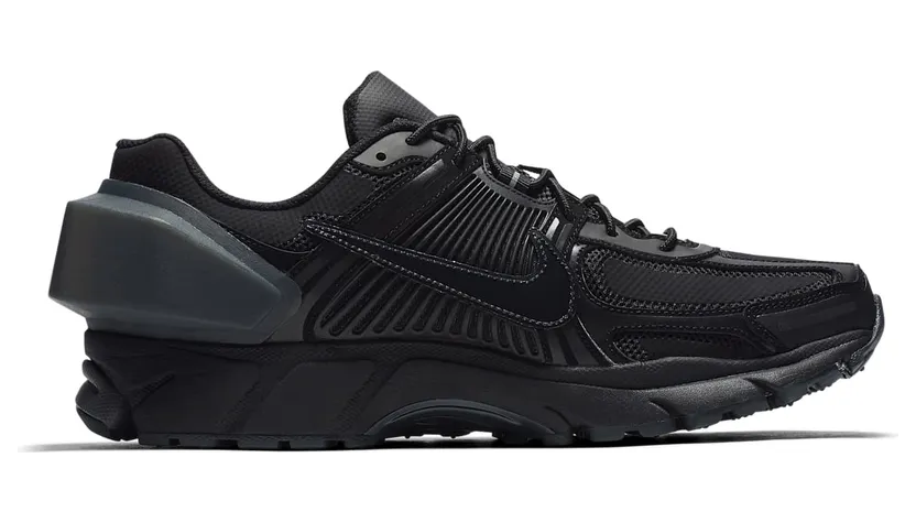 nike-air-zoom AT3152-001