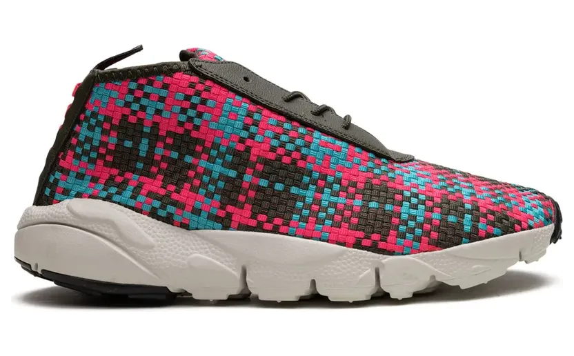 Nike Air Footscape Desert Chukka Sneakers – Schwarz (652822)