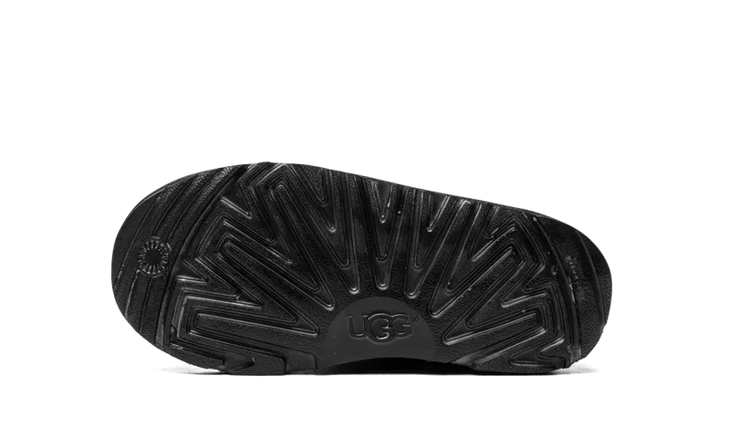Ugg Bailey Button II Kids “Black” (1017400K-BLK)