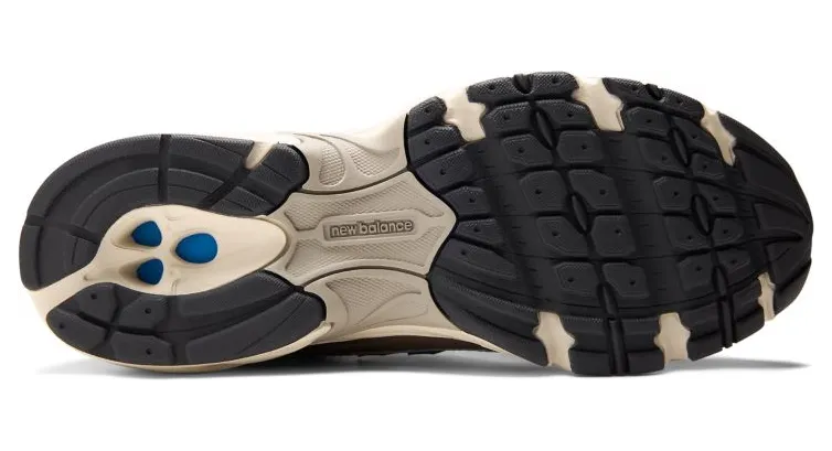 new-balance-740 U740N8M2