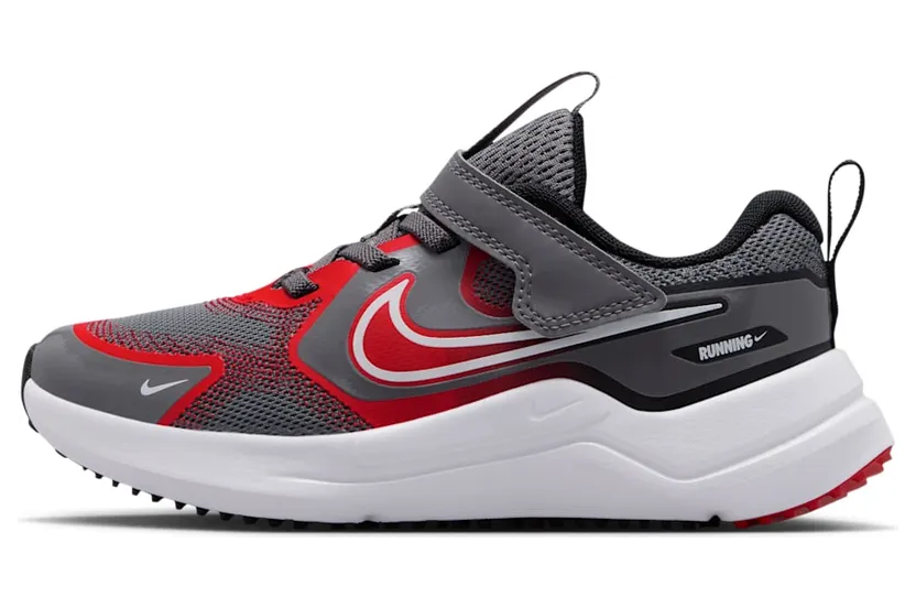 Nike Cosmic Runner Zwart (HM4400-012)