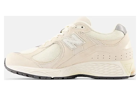 new-balance-2002r M2002RCC