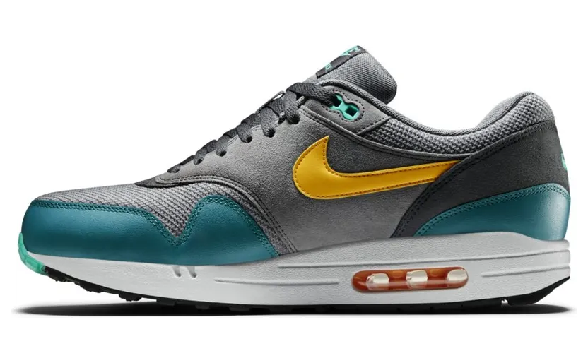 nike-air-max 537383-018