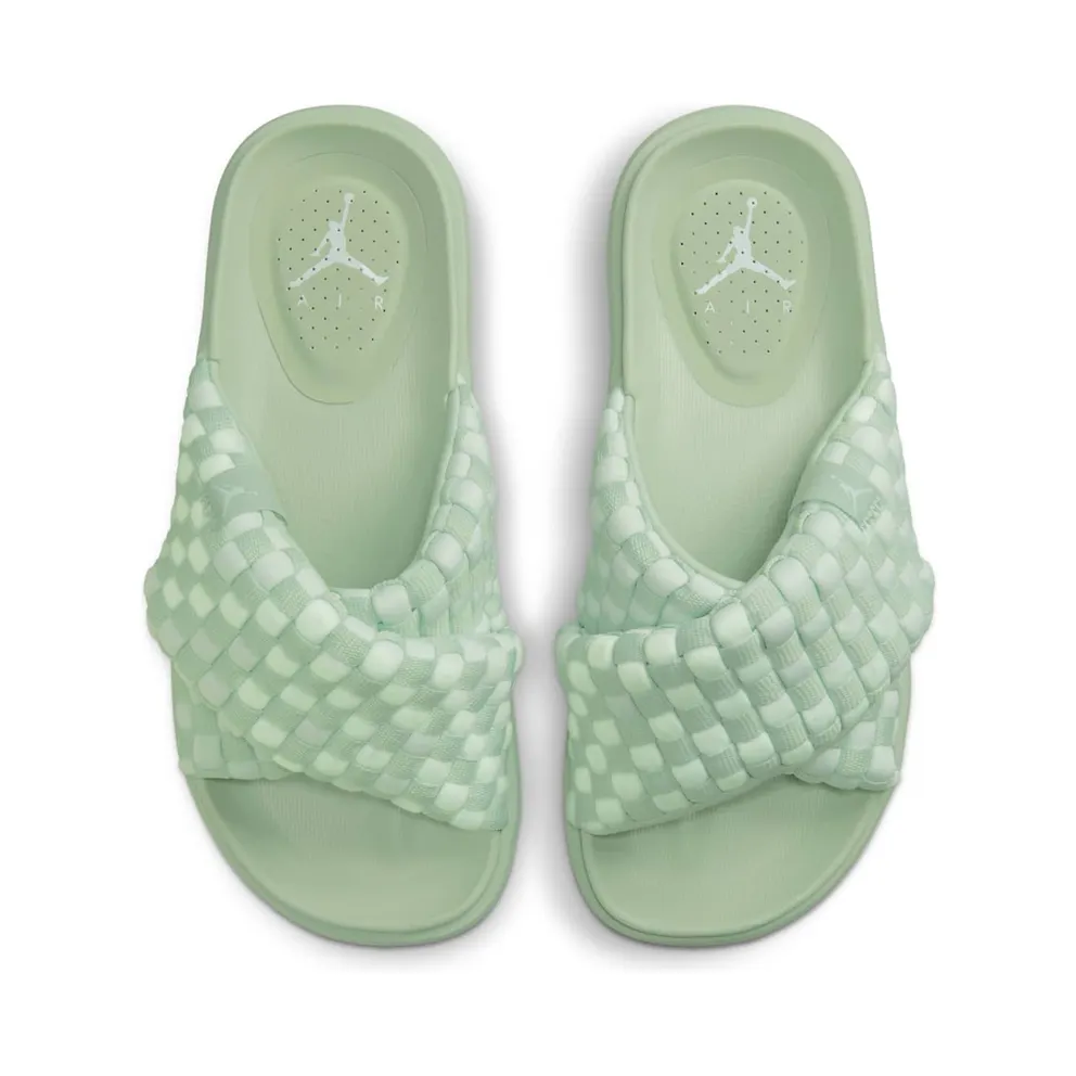 Jordan Sophia Pistachio Frost White Barely Green (DO8863-300)