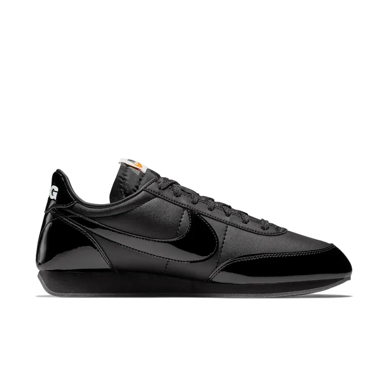 Nike x Comme des Garcons Night Track Wiht (AQ3695-001)
