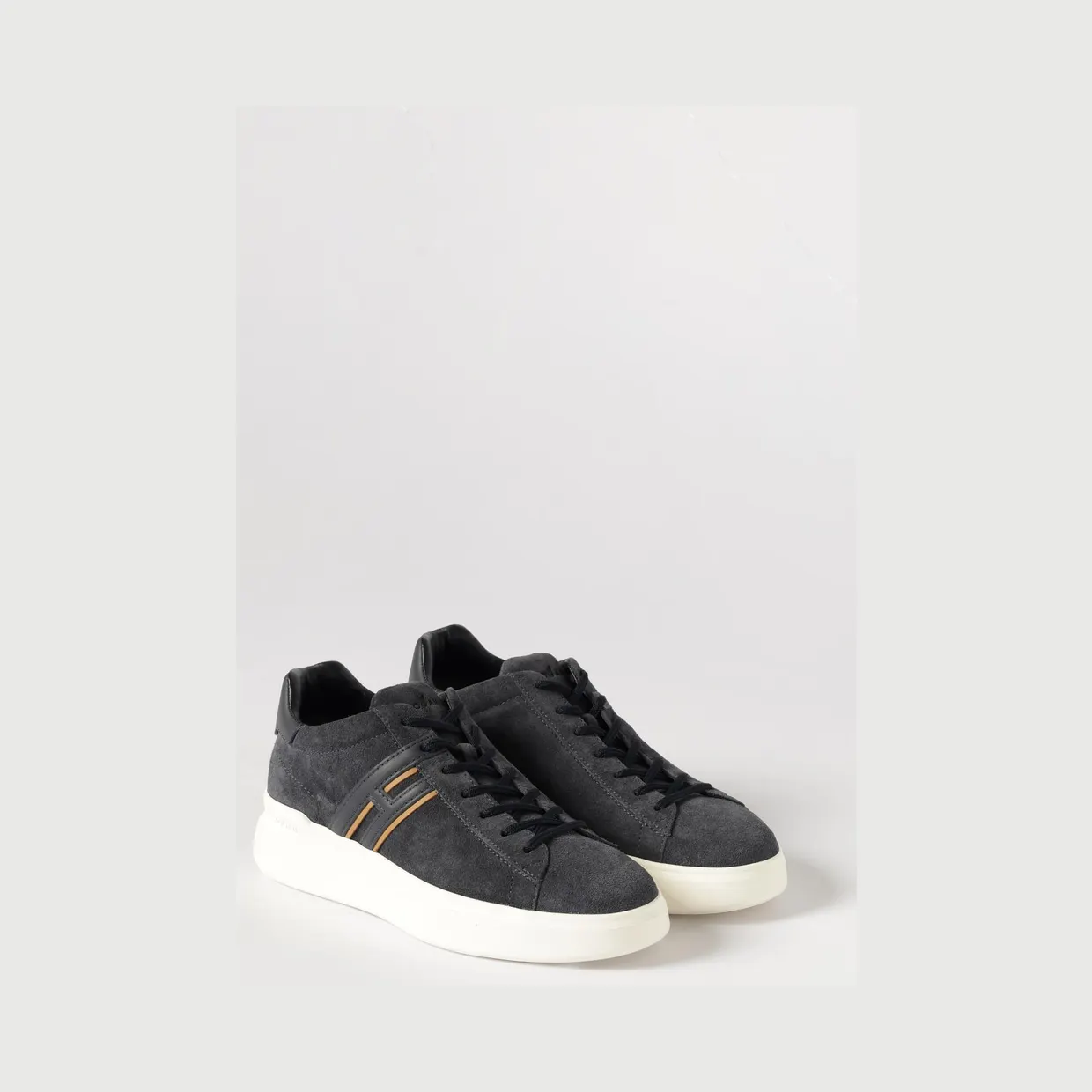 Hogan H580 Suede Sneakers Black (HXM5800DV42UHO828J)