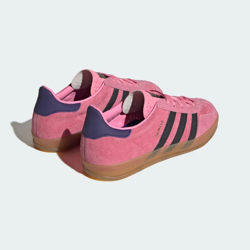 adidas Gazelle Indoor in bubblegumroze: zo houd je die kleur draagbaar (4)