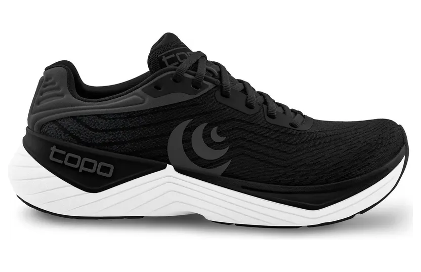 Topo Athletic Ultrafly 5 (W076BLKWHT)