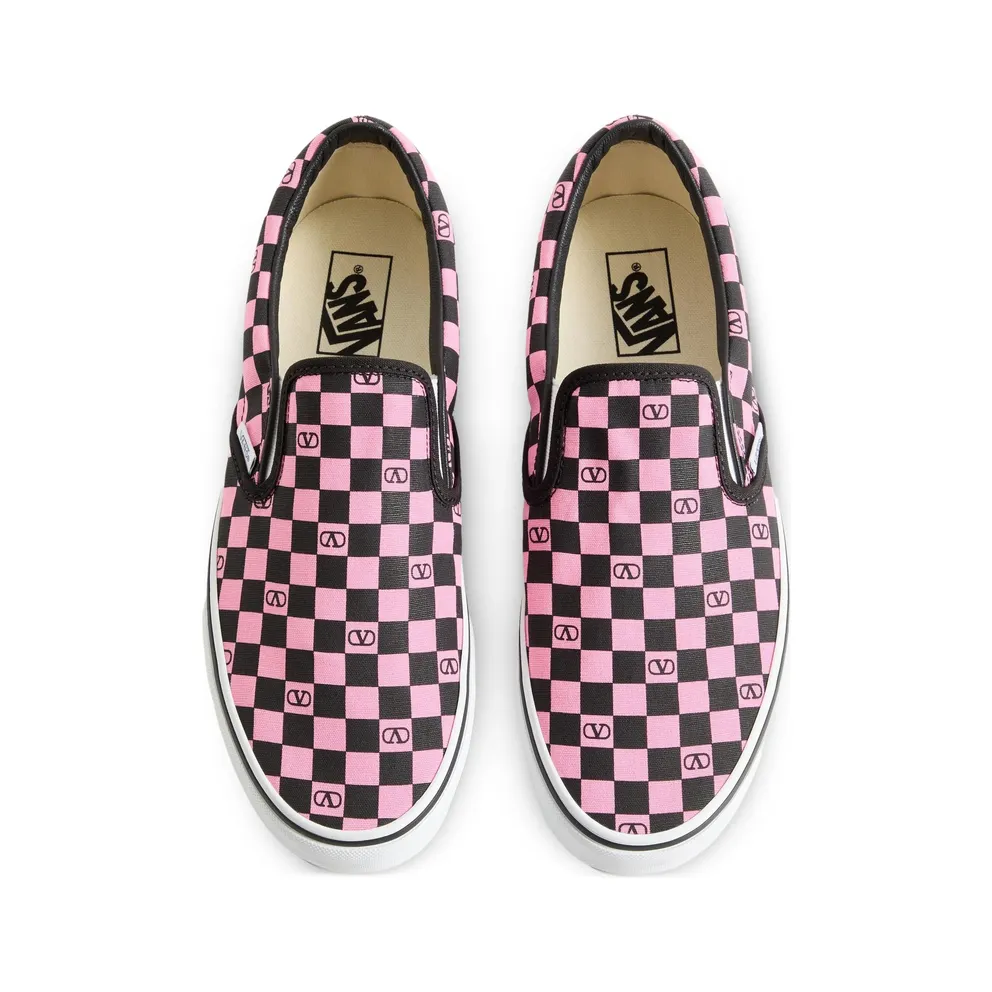 Vans X Valentino Vans Classic Slip-On “Pink/Black” (8Y2S0M96HPK DPM)