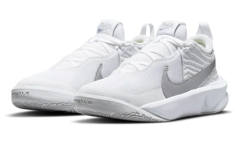 nike-team-hustle CW6735-100