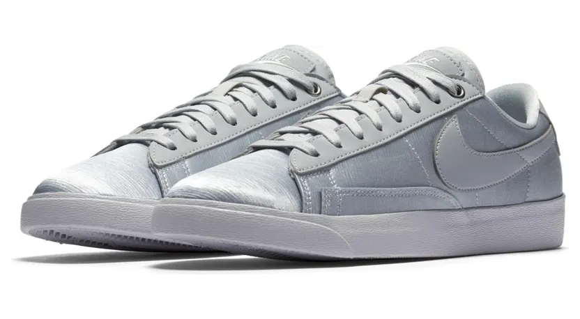 Nike Blazer Low SE Pure Platinum (W)