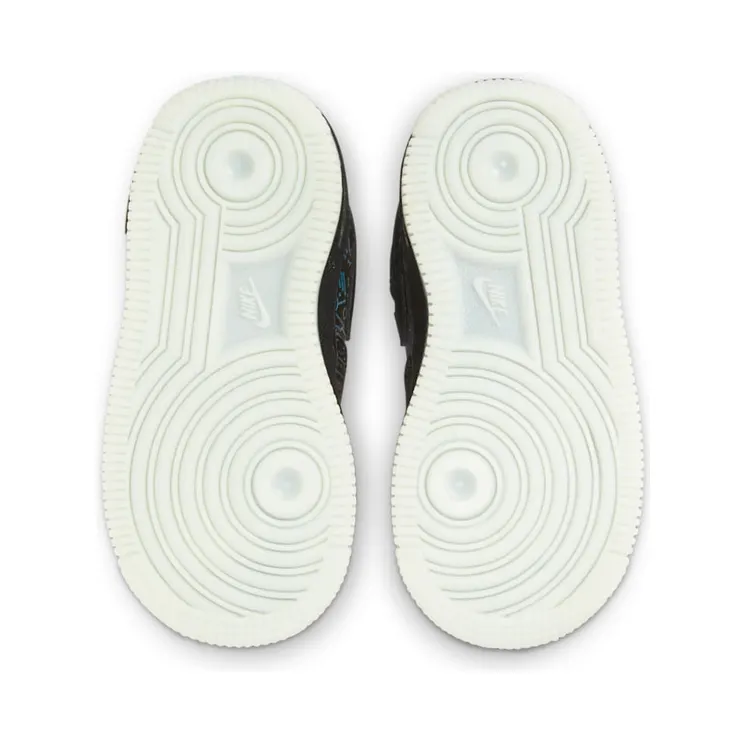 nike-air-force DN1436-001