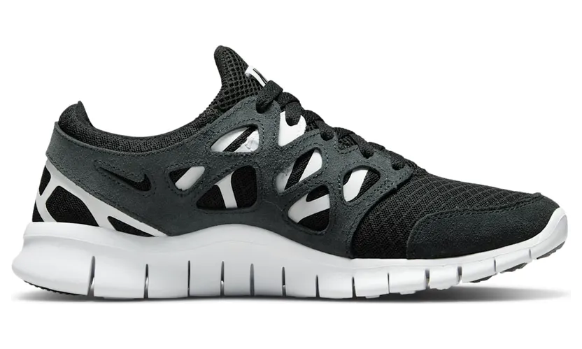nike-free DM8915-002