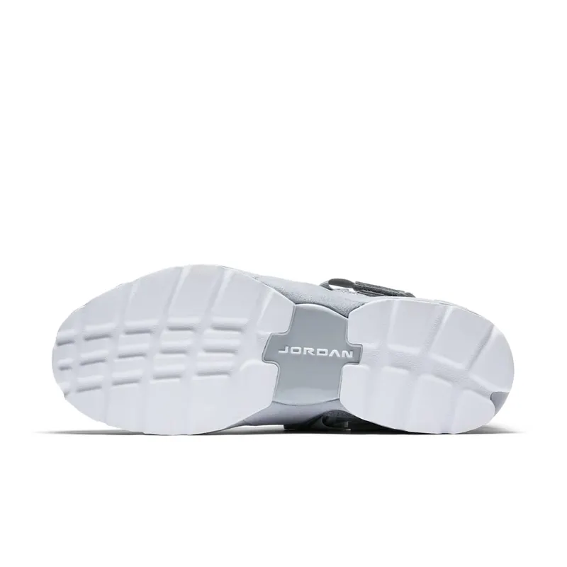 Jordan Trunner LX Wolf Grey Wolf Grey/Wolf Grey-White (897992-003)