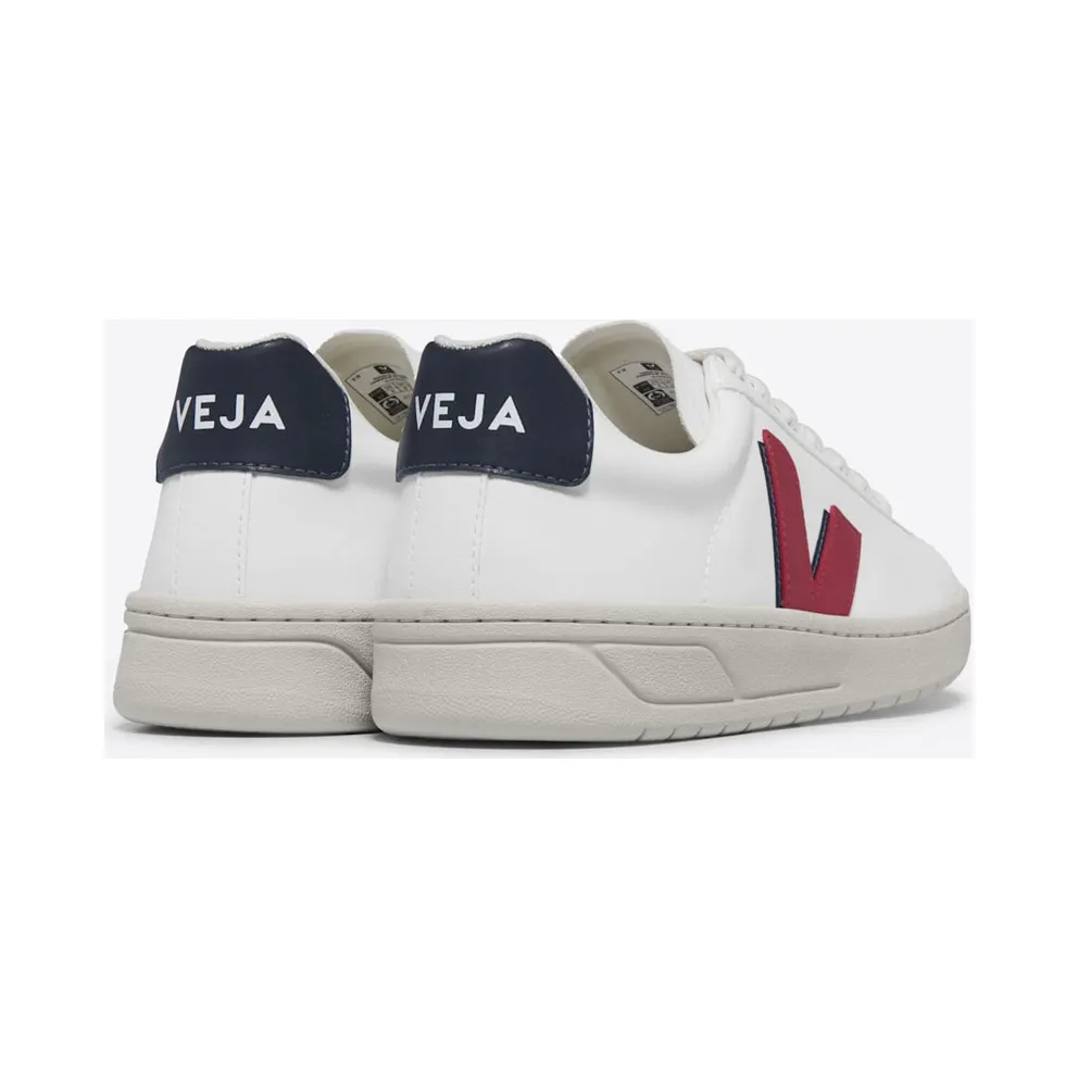 VEJA Urca CWL mit Logo-Applikation – White (UW0703508)