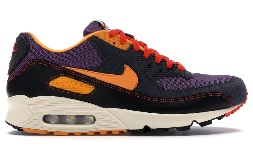 Nike Air Max 90 Powerwall