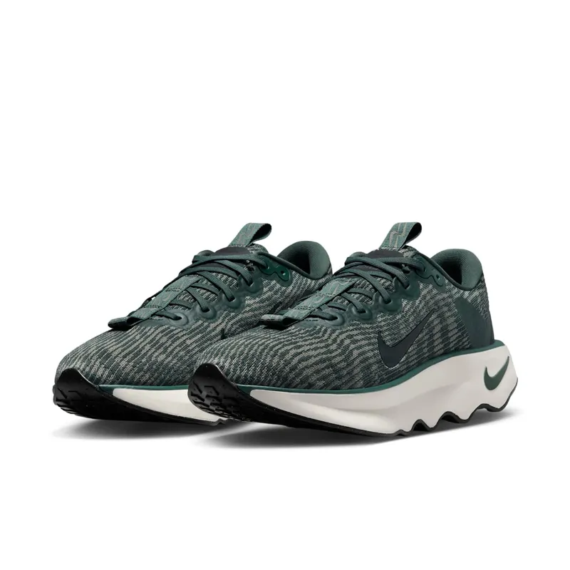 Nike Motiva Vintage Green Light Army Black (DV1238-301)