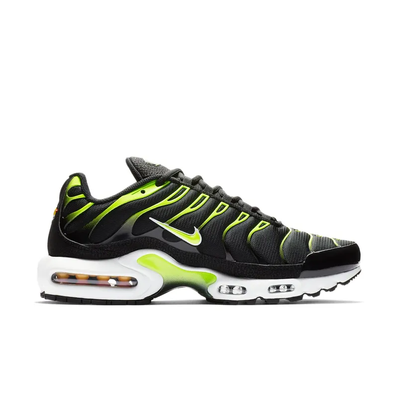 Nike Air Max Plus “Black Volt” (852630-037)