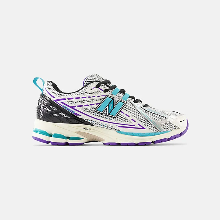 New Balance 1906R “White / Aqua Purple” (M1906RCF)