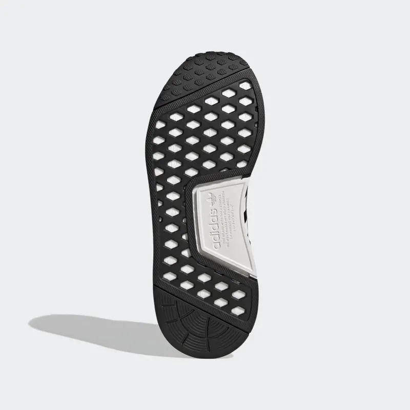 Adidas NMD_R1 V2 Core Black / Cloud White / Core Black (HP2939)