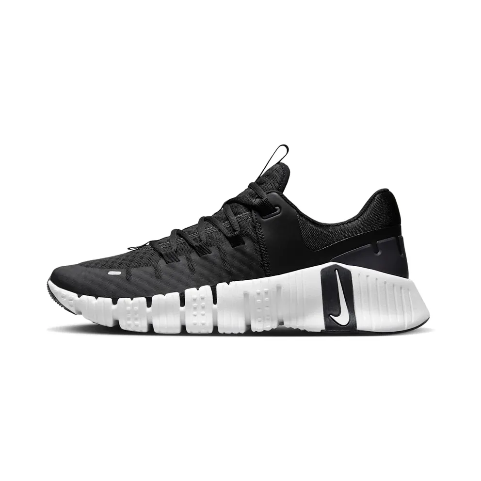 Nike Free Metcon 5 “Black / White” (DV3949-001)