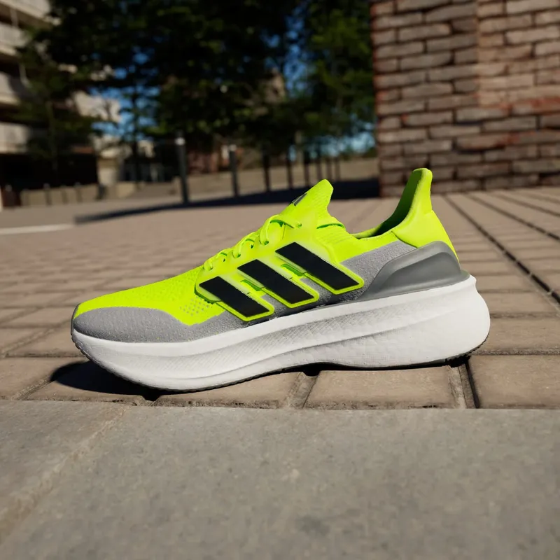 adidas-ultraboost ID8819