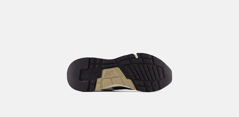 New Balance 997R “Phantom Magnet” (U997RMC)