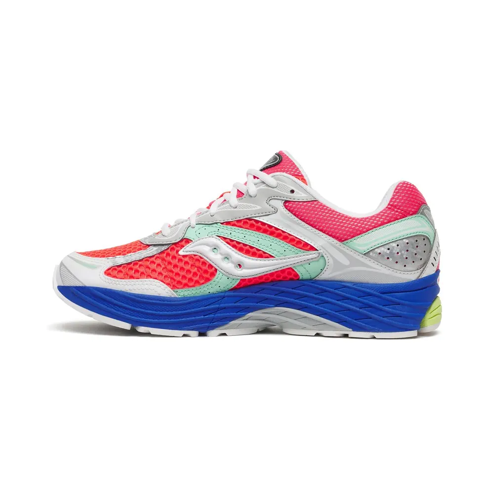 Saucony Progrid Omni 9 ‘Vizi Red’