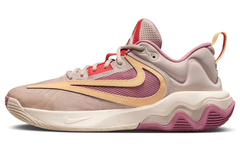Nike Giannis Immortality 3 Fossil Stone Desert Berry (DZ7533-200)