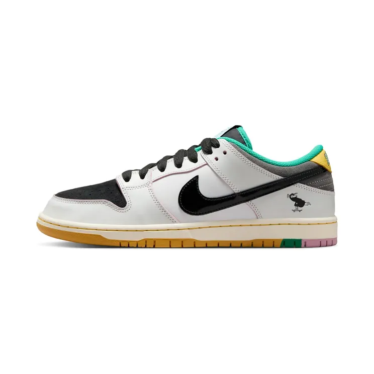 Nike SB Dunk Low “CSEF” (HJ4132-100)
