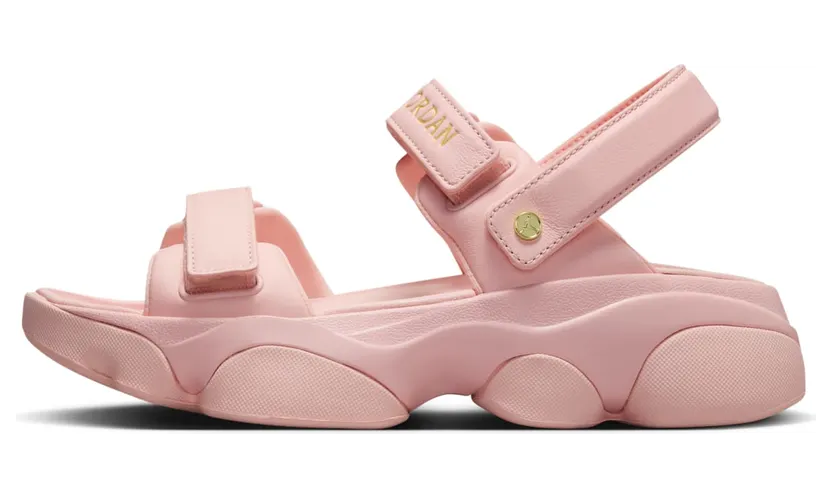 Jordan Deja FN5036-600