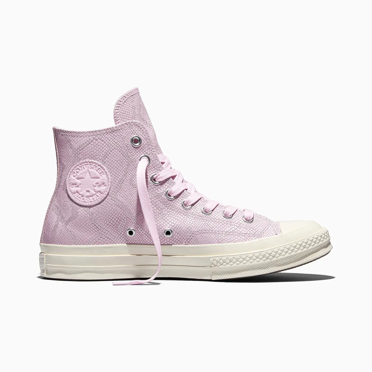 converse-chuck-taylor-all-star A16636C