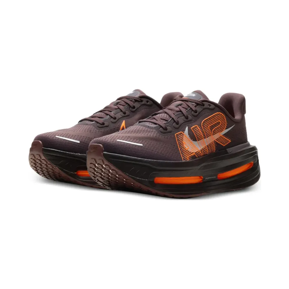 Nike x Renegade Vomero Premium – Bruin (IQ7314)