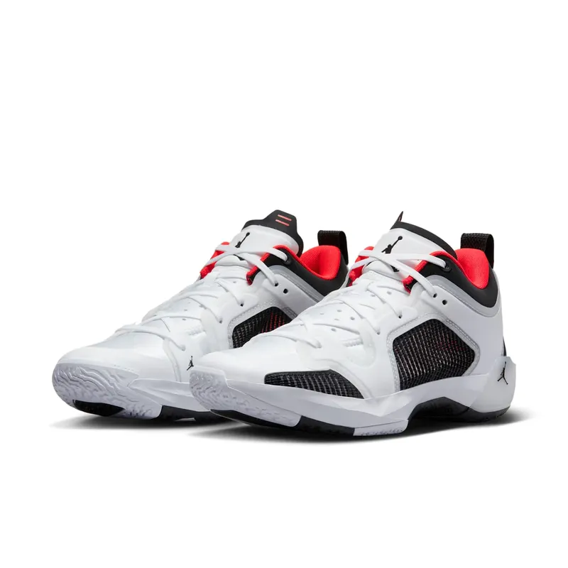 Air Jordan 37 Low “Siren Red” (DQ4122-100)